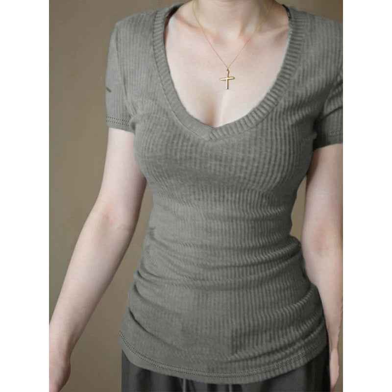 Women's Solid Color And V-neck Short-sleeved Bottoming Top